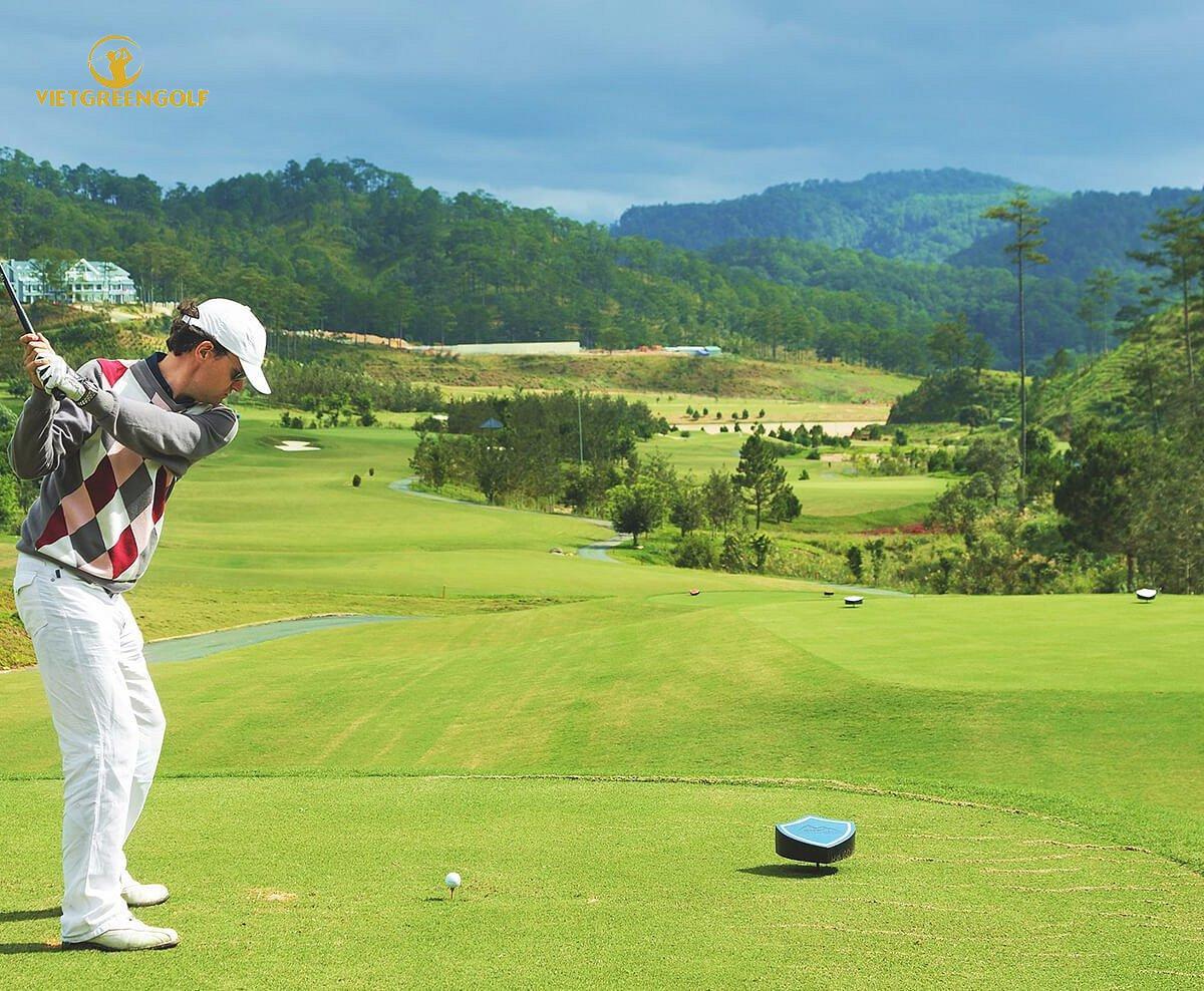 Sân Golf Hà Nội Club Và Những Thông Tin Cần Biết