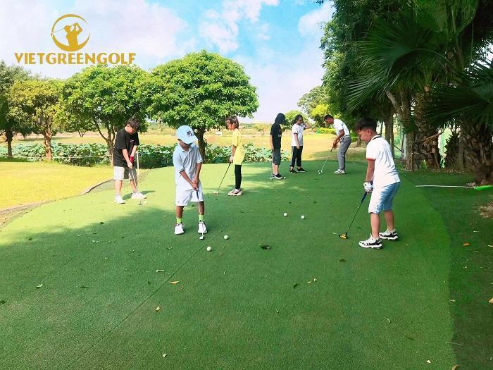 Sân Golf Đảo Sen – Thông Tin Từ A-Z Golfer Không Thể Bỏ Qua!