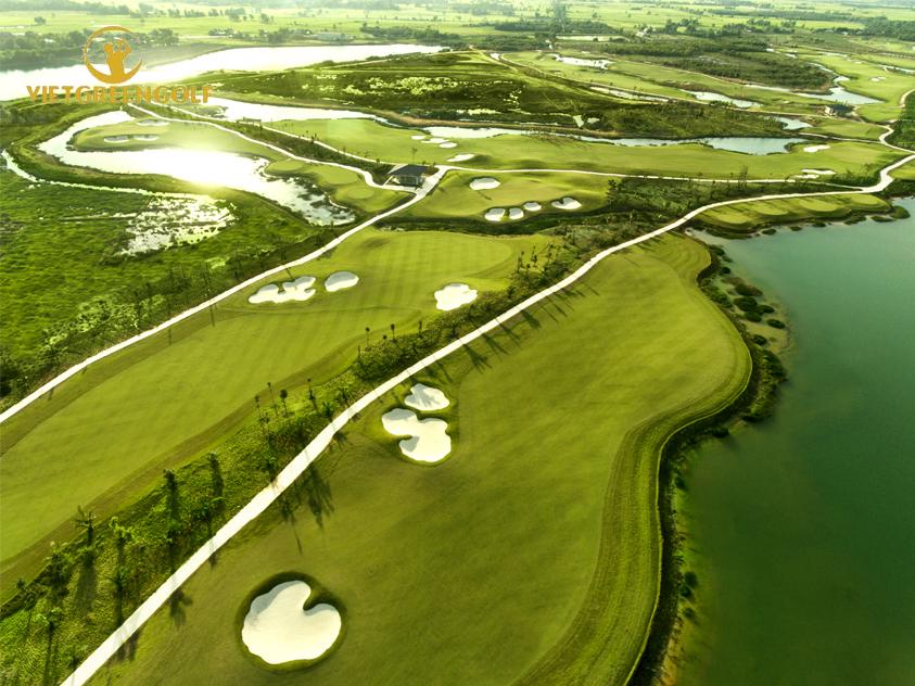 Sân Golf West Lake: Review Dịch Vụ Luyện Tập Và Bảng Giá 2024