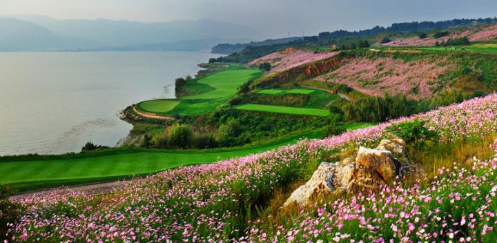Spring City Golf & Lake Resort (Spring City)- sân golf lớn nhất Trung Quốc