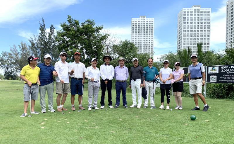 Câu lạc bộ golf Phú Mỹ Hưng - một sân chơi lành mạnh