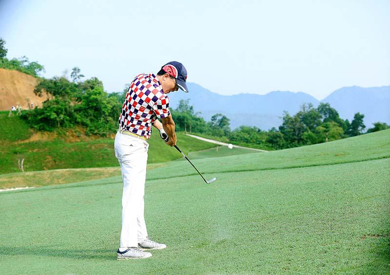 Những thông tin chi tiết cần biết về sân golf Phú Mãn