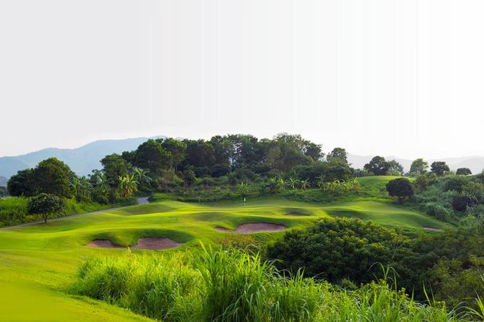 Tee off Sky Lake Golf & Resort Hà Nội - 18 hố - cuối tuần