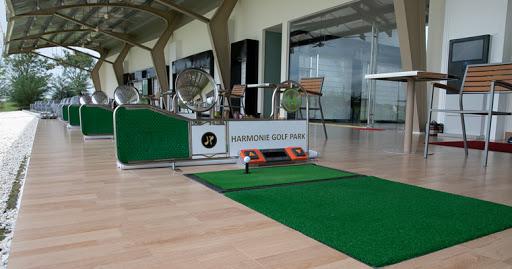 Sân Golf Harmonie Golf Park tiêu chuẩn 18 lỗ trong tuần