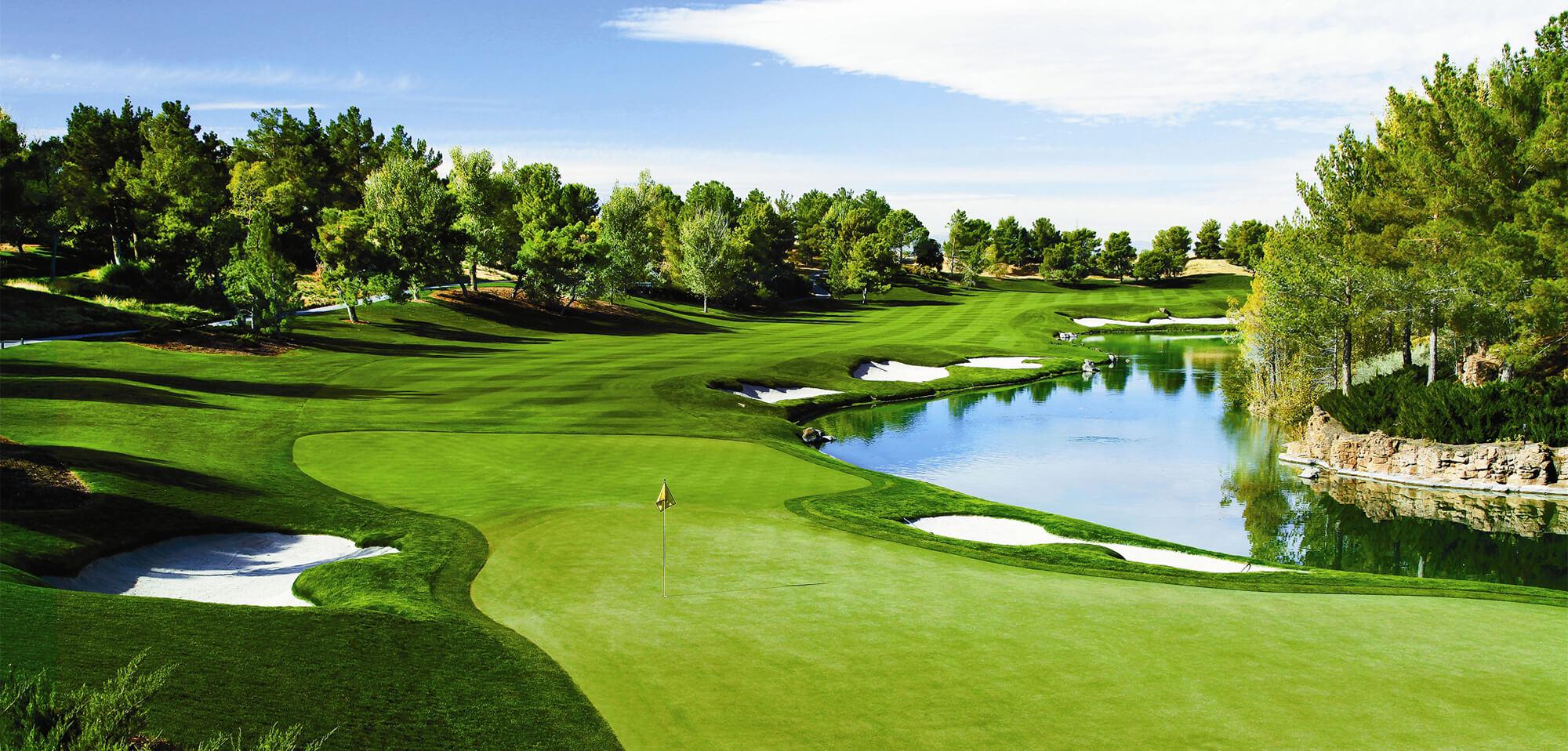 Sân Golf FLC Hạ Long 18 hố cho khách quần thể khách sạn