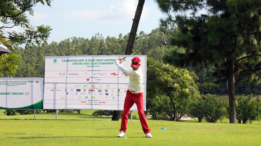 Tee off sân golf Tam Đảo 18 hố - Lady Day