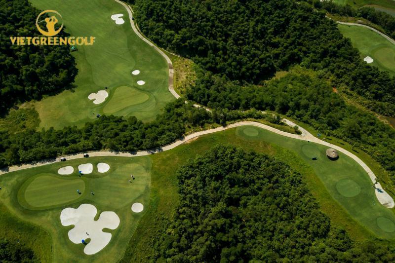 Bảng giá sân golf Hilltop Valley Golf Club mới nhất