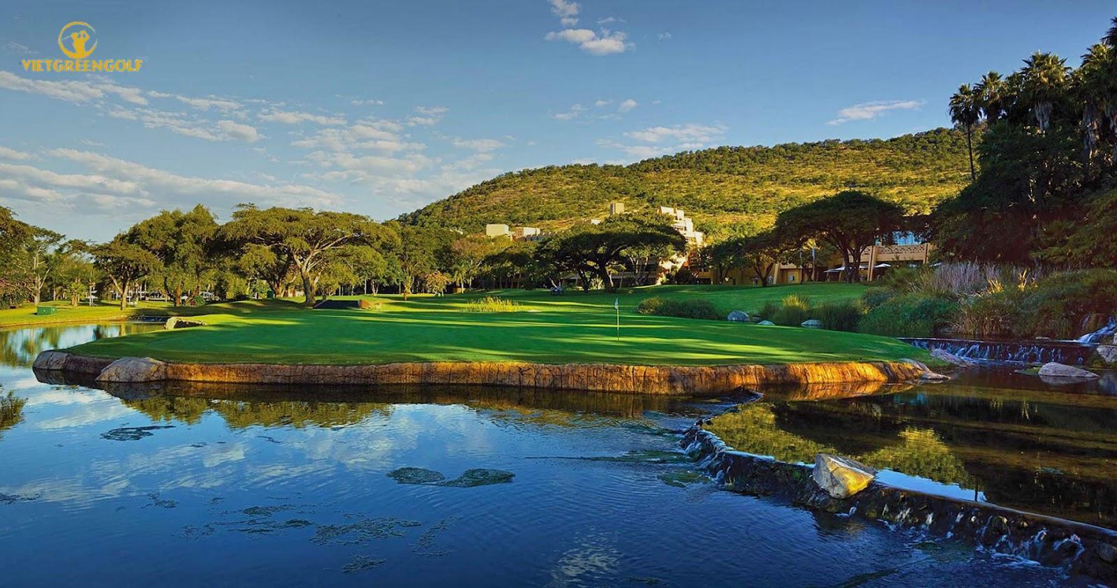 Sân golf Nam Phi, Top 5 sân golf Nam Phi, Top 5 sân golf Nam Phi tốt nhất, Viet Green Golf, Du Lịch Golf, tour du lịch golf Nam Phi, tour golf Nam Phi
