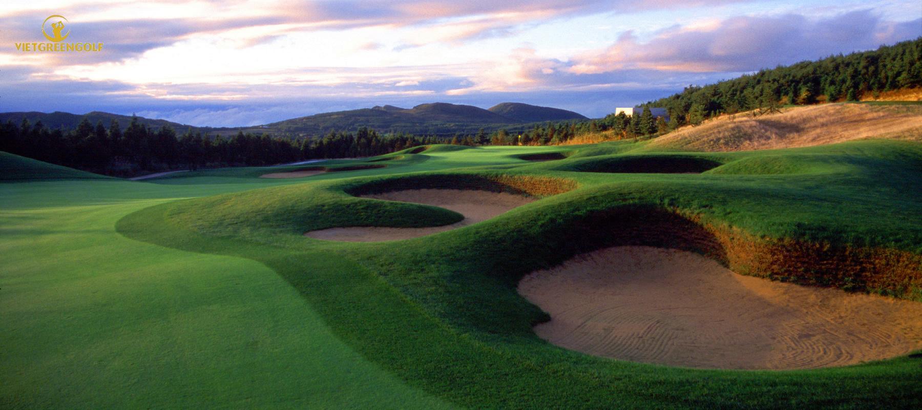 Đặt sân Nine Bridges Golf Club, Hàn Quốc giá tốt