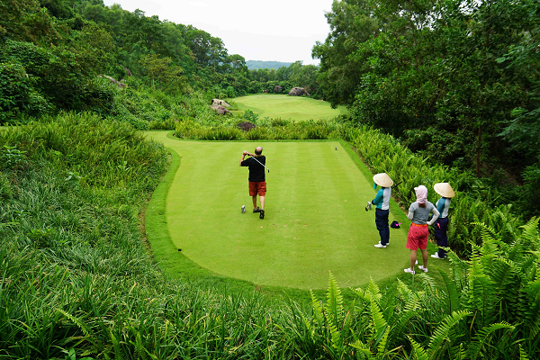 Sân golf Lăng Cô, Laguna Lang Co Golf Club - 18 Hố - Trong tuần