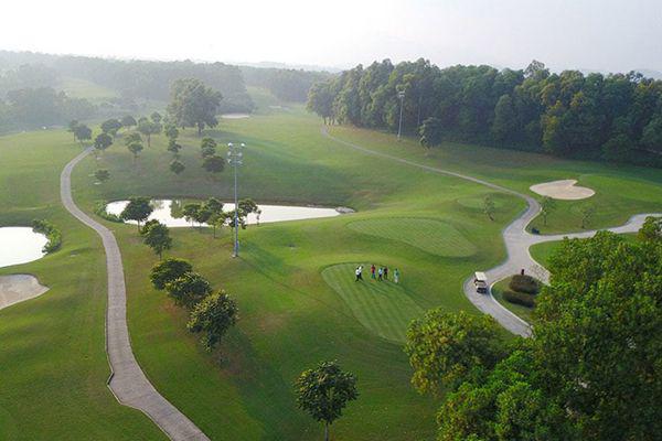 BRG King's Island Golf Resort - Sân Lakeside 18 hố cuối tuần