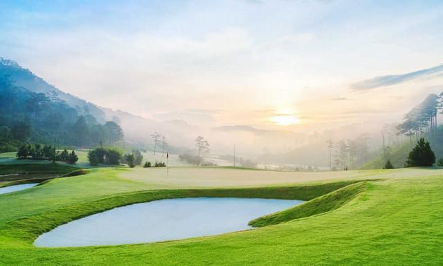 Sân golf SAM Tuyền Lâm - 18 hố - trong tuần