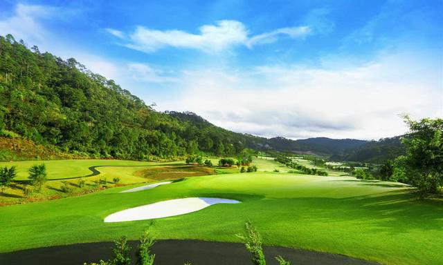 Sân golf SAM Tuyền Lâm - 18 hố - cuối tuần