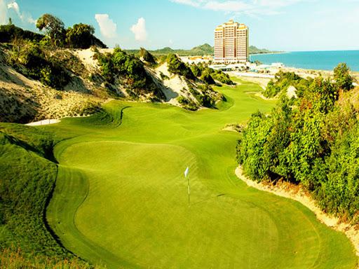 Sân golf The Bluffs Hồ Tràm - Vũng Tàu 18 hố 