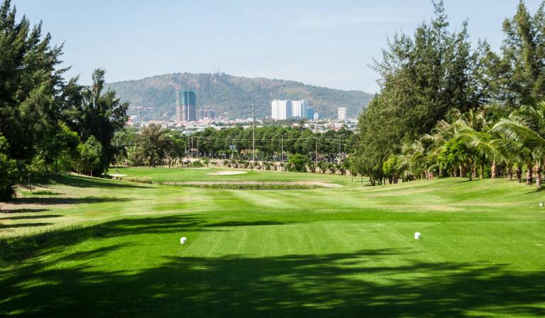 Sân golf Paradise Resort Golf Club Vũng Tàu - 36 hố