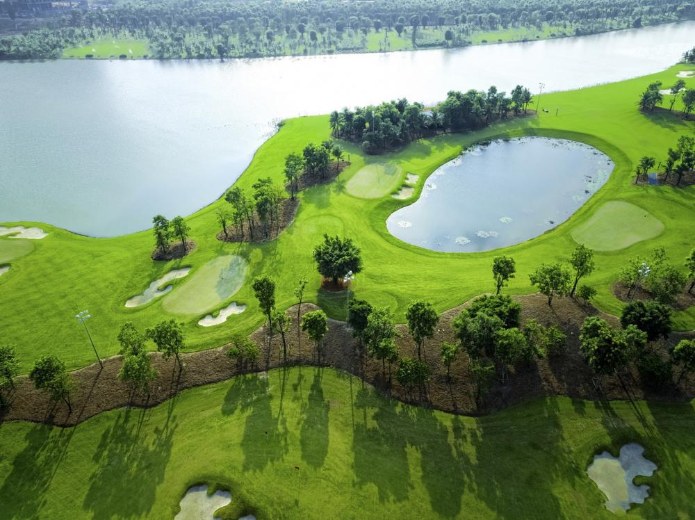 Đặt sân golf Vietnam Golf & Coutry Club - 18 hố -  11:00 - 13:00