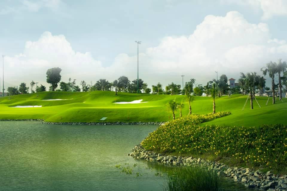 Sân golf Tân Sơn Nhất - Tee off 5:30 - 8:30 - Thứ 3 đến Thứ 6