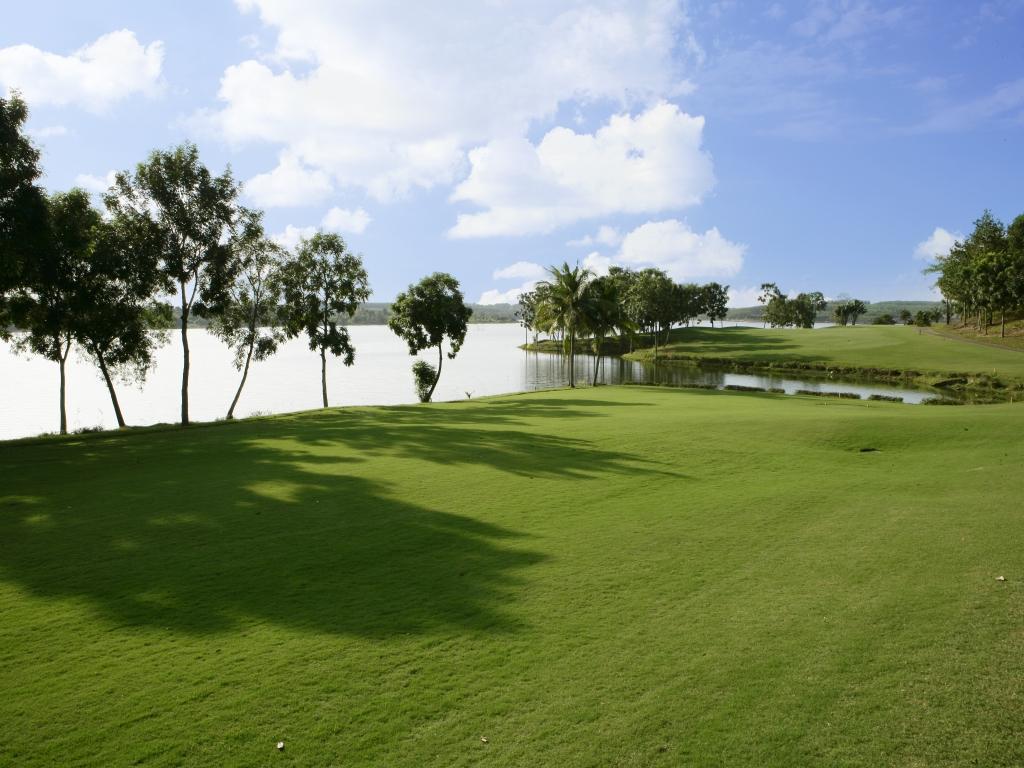 Sân golf Đồng Nai - Dong Nai golf Resort cho khách cuối tuần