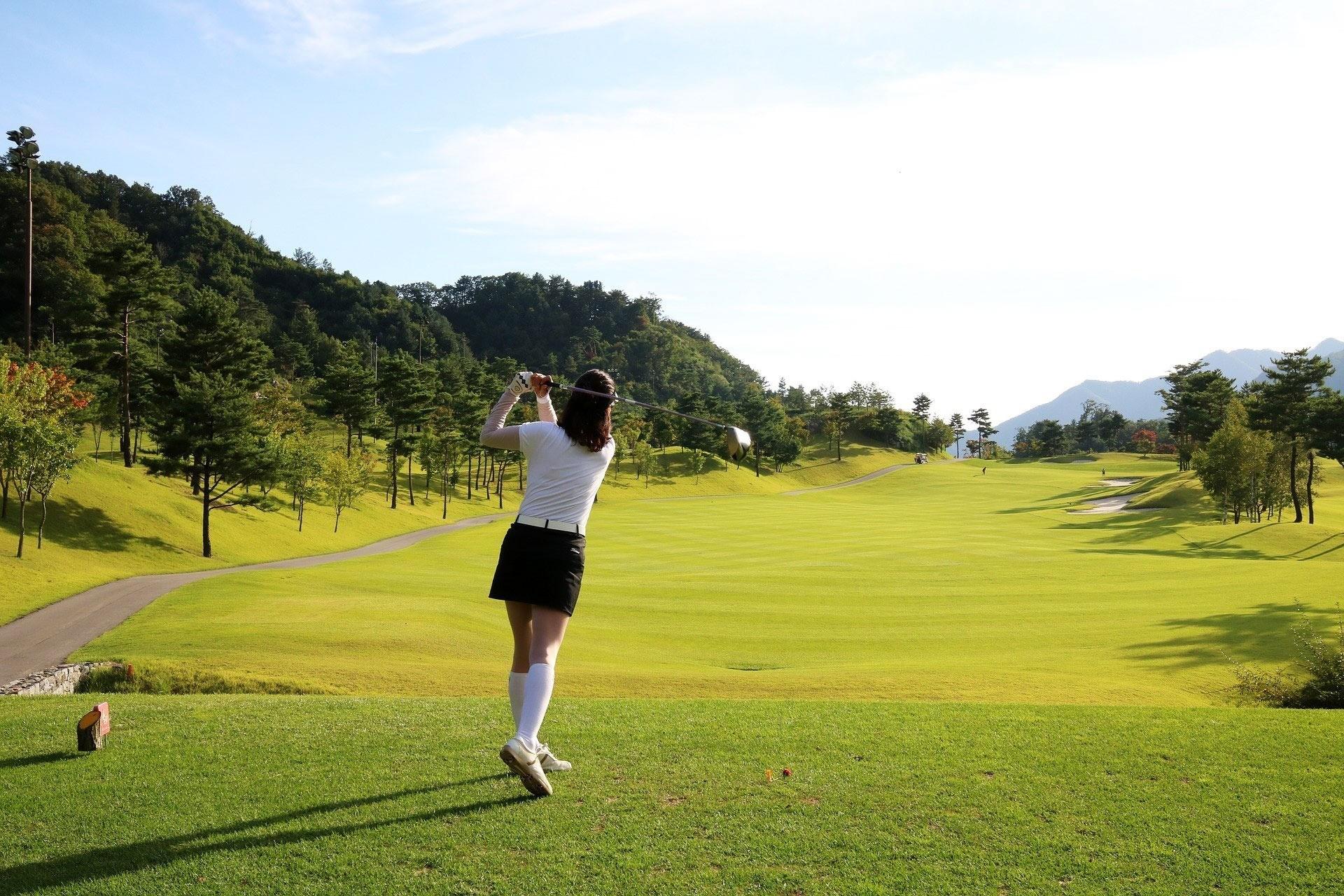 Tee off Cửa Lò Golf Resort- Chơi golf không giới hạn - Cuối tuần