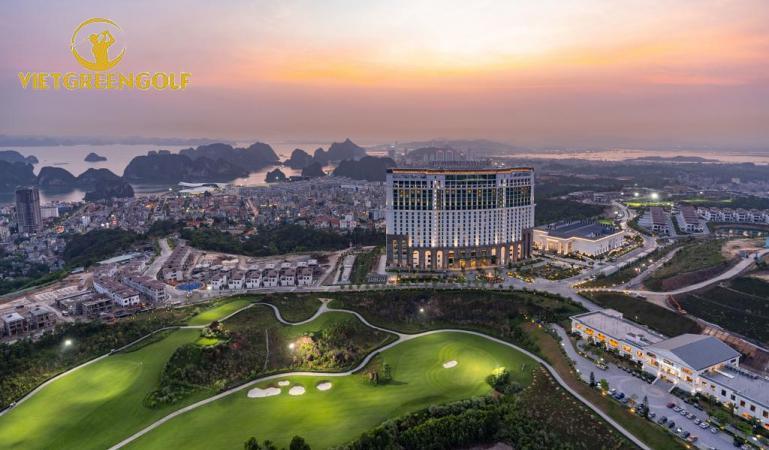 Bảng giá sân golf FLC Hạ Long 