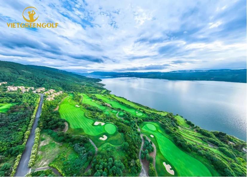 Tour golf Côn Minh Trung Quốc 5 ngày 4 đêm
