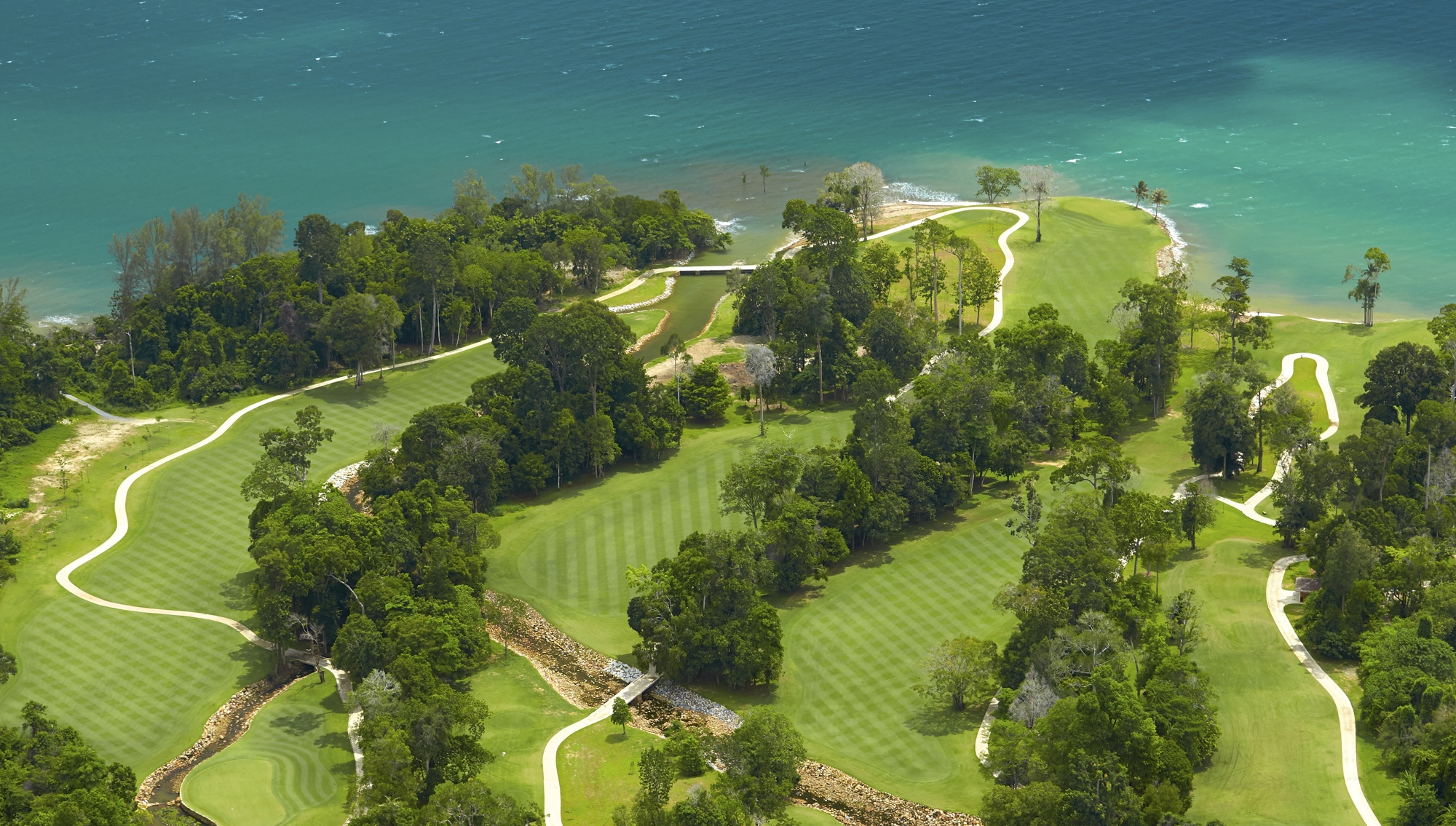 Viet Green Golf, sân golf Laguna Lăng Cô, Bluffs Hồ Tràm
