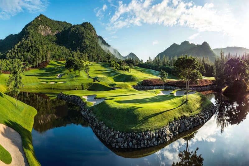 Viet Green Golf, sân golf Laguna Lăng Cô, Bluffs Hồ Tràm