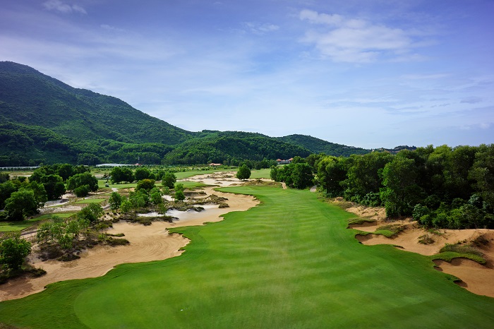 Viet Green Golf, sân golf Khe Khè