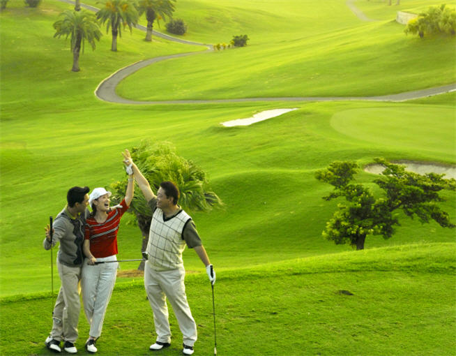 Viet Green Golf, top 4 sân tập golf Đồng Nai đẹp và chất lượng