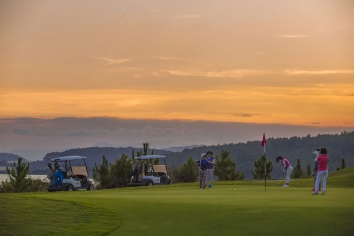 Viet Green Golf, sân golf Đà Lạt Palace