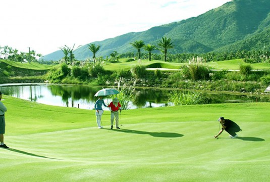 Viet Green Golf, sân golf Diamond Nha Trang