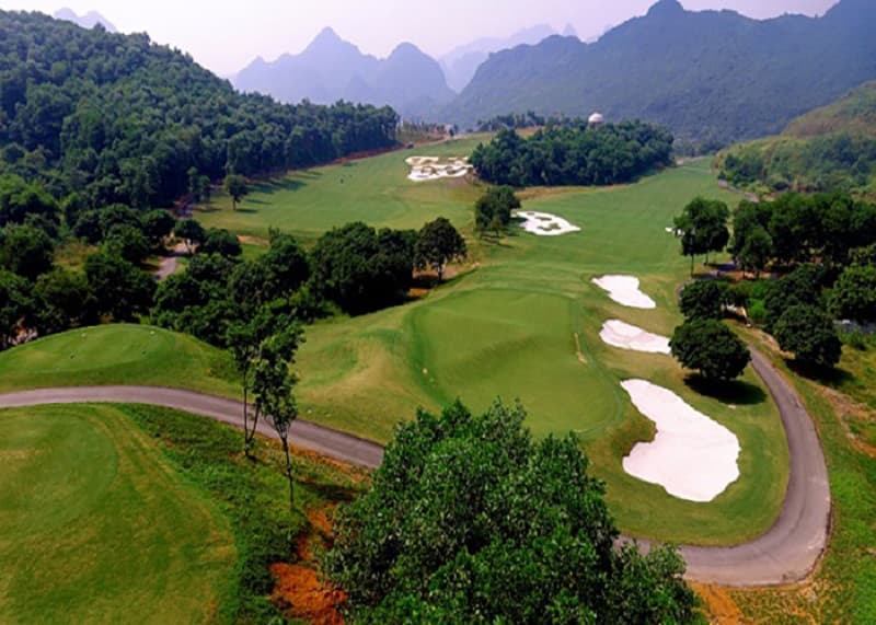 Viet Green Golf, sân golf Kon Tum