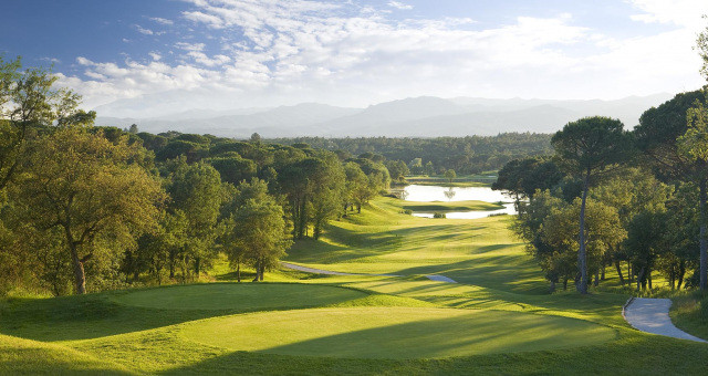 PGA Catalunya Golf and Wellness, sân golf Stadium Course, sân Tour Course, du lịch golf Tây Ban Nha
